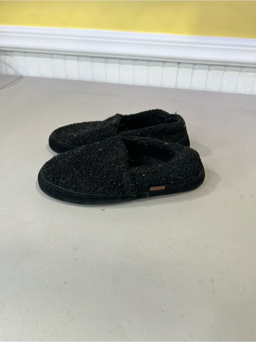 Acorn Black Kids Slip-On Cozy Slippers